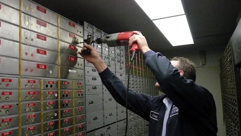 Before You Dial at 2 AM: Separating Locksmith Facts from Fiction in the NCR